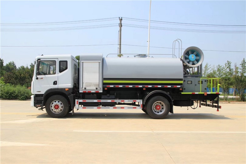 東風(fēng)D9國六10噸圓罐多功能抑塵車