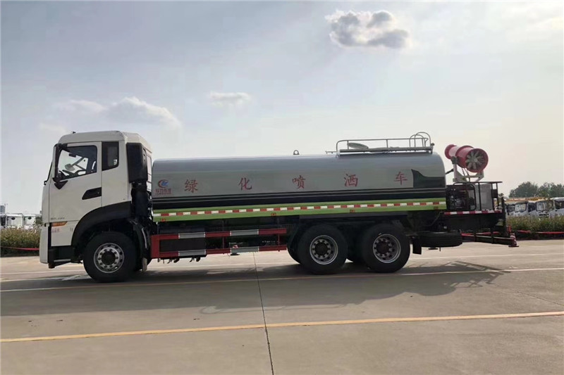 東風天龍后八輪20噸噴霧車，國六綠化噴灑車